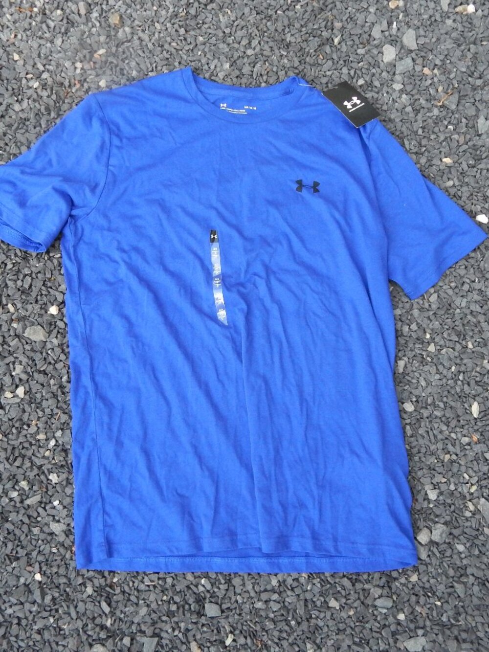 Under Armour Mens Peformance T Shirt Size Large NEW WITH TAGS